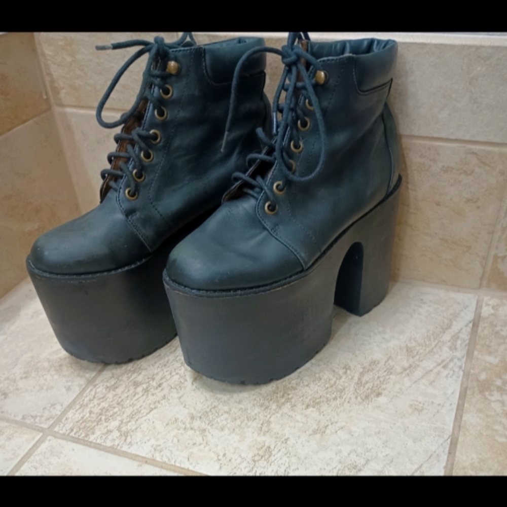 Jeffrey Campbell Herman Munster platform boots distressed black size M6